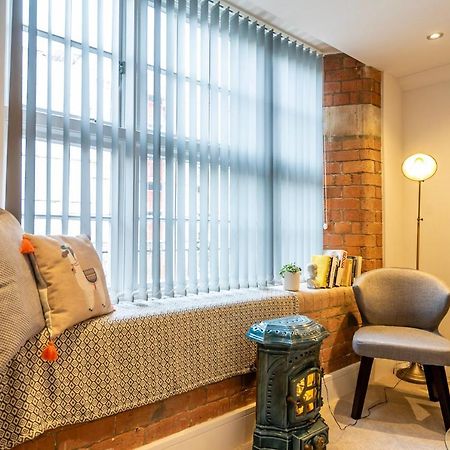 48 Cocoa Suites York Bagian luar foto